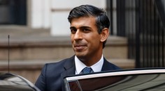 Americký prezident Biden označil výber Sunaka za nového britského premiéra za prelomový