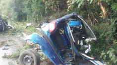 Vážna nehoda pri Turčianskych Tepliciach: Auto roztrhlo na polovicu