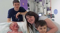 Chlapcovi nasadili antibiotiká. Potom takmer oslepol