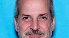 Profesionálny fotograf omamoval modelky, ktoré potom fotil nahé. Niektoré znásilnil