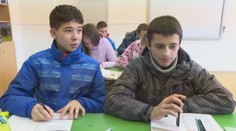 Školáci sa na Spiši musia učiť v zime. Na kúrenie nemajú peniaze