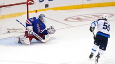 VIDEO-NHL: Montreal s Tatarom nestačil na San Jose, parádny obrat Anaheimu