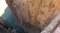 Najnebezpečnejší chodník na svete opäť otvorili. Len pre odvážnych!