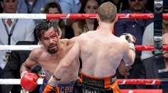 Manny Pacquiao prišiel o majstrovský opasok organizácie WBO