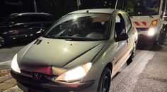 Opitá vodička utiekla z miesta nehody. V aute mala šesťročné dieťa