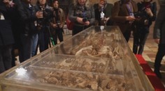 V bazilike v Assisi vystavili ostatky svätého Františka. Omšu tam odslúžil aj spišský biskup