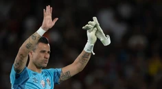 Na MS klubov doviedol svoj tím do semifinále. Brazílsky brankár prekonal bradatý rekord Angličana