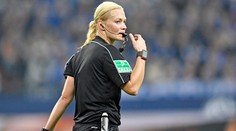 Toto je jediná rozhodkyňa v Bundeslige, pískala prvý zápas 9. kola