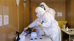 Vo štvrtok pribudlo viac ako tisíc prípadov covidu, hlásia aj štyri obete