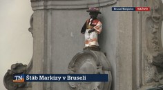 Cikajúci chlapec v Bruseli sa obliekol do slovenského kroja