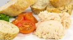 RECEPT NA DNES: Šunkovo-syrová pena