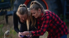 Dve nové farmárky už po sebe zazerajú: Môže za to najväčší krásavec!