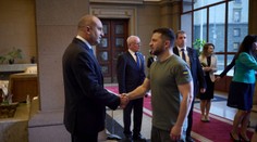 Emotívna hádka pred kamerami. Bulharský prezident vyhodil novinárov z miestnosti, keď zbadal rozhnevaného Zelenského