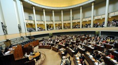 Fínsky parlament sa bude musieť zaoberať prípadným odchodom z eurozóny