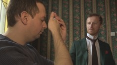 Slovák Jakub ohuruje. Na počkanie dostane človeka do hypnózy