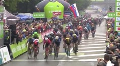 VIDEO: Sagan si na 100. víťazstvo musí počkat, 4. etapu BincBank Tour vyhral Theuns