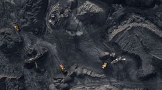 Pátranie po siedmich nezvestných baníkoch v Poľsku ukončili. Záchranná akcia bola príliš nebezpečná