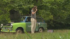 Bakelit ako hudobný nástroj. Vypočujte si hudbu zo zvukov legendárneho Trabantu
