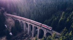 Prehľad prázdninových vlakov: Pôjdu aj cez miesta, kadiaľ už bežne nejazdia