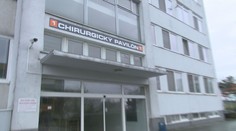 Otec dvoch detí zomrel po banálnej operácii ucha v Nitre. Súd rozhodol, že na vine bola nemocnica