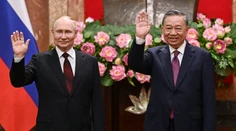 Vladimir Putin pricestoval na štátnu návštevu do Vietnamu