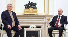Orbán vyjadril Putinovi nádej, že mierové plány povedú k prímeriu a mieru. Hovorili aj o energiách