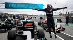 Predstavitelia seriálu F1 zverejnili kalendár podujatí na rok 2021