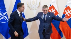 Fico požiadal Rutteho o posilnenie protivzdušnej obrany SR