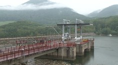 Čo sa skrýva pod vodou a bordelom? Veľkolepé dielo