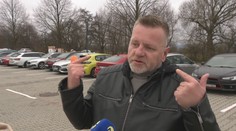 Taxikára v Bratislave fyzicky napadol zákazník, no polícia ho pustila. Teraz prosí svedkov incidentu o pomoc