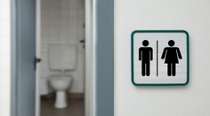 V Česku pribúdajú transgender študenti. Niektoré školy im zriadili špeciálne toalety