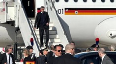 Vlna kritika na bavorského premiéra. Pri príchode na pohreb pápeža si spravil selfie