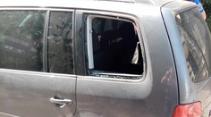 Dramatická záchrana malého dieťaťa v Nitre. Dievča ostalo uväznené v rozhorúčenom aute so zablokovanými dverami