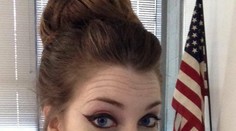 Učiteľka spávala s neplnoletým žiakom, vraj za to môže škola