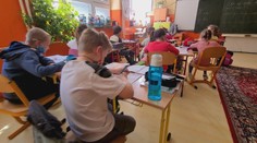 Tisíce malých školákov môžu po pandémii ostať negramotné. Počas lockdownu sa nenaučili nič