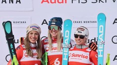 Lara Gutová-Behramiová triumfovala v zjazde napriek ťažkým podmienkam. Preteky museli skrátiť