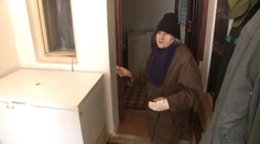 V malej obci prepadli dôchodkyňu, jeden zo zlodejov sa vrátil a zlomil jej ruku