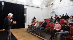 Na kultúru môže prísť 50 ľudí, podľa umelcov je to výsmech