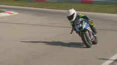 Len osemročný pretekár už má izbu plnú trofejí. Najbližšie ho čaká veľká výzva na tratiach v Taliansku