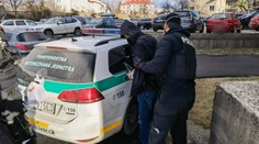 Tragédia v obci Šumiac. Muž (33) zavolal na políciu, že zavraždil matku (†53)