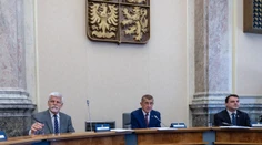 Spor medzi Pavlom a Babišom rozhodol až súd: Prezidenta musia zobrať na samit NATO