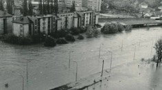 Fotografie z historickej povodne v Banskej Bystrici desia aj po rokoch