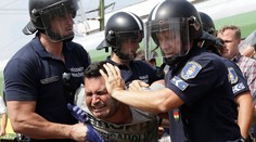 V Maďarsku to vrie. Migranti sa dostali do potýčky s políciou