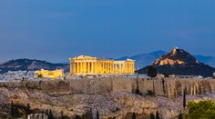 Briti varujú pred dovolenkou v Grécku. V krajine číha nové nebezpečenstvo