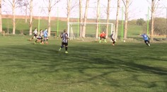 VIDEO: Bizarná situácia v amatérskej súťaži, arbiter neuznal tento jasný gól