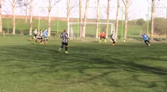 VIDEO: Bizarná situácia v amatérskej súťaži, arbiter neuznal tento jasný gól