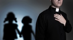 Poľskom otriasa dokument o pedofilných kňazoch. Za jeden deň si ho pozreli milióny ľudí