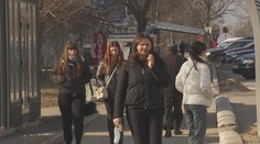 Základom je dôkladná obozretnosť. Aj v mestách, kde sa nebojuje, prevláda napätie a príprava