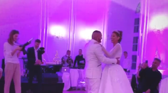 Zábery zo svadby Jasminy a Rytmusa: Novomanželský tanec a skvelá zábava