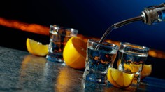 Ak cestujete, v týchto krajinách sa vyhýbajte alkoholu. Hrozí, že sa otrávite metanolom